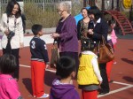 Mayor with Weihai children - April 2012
