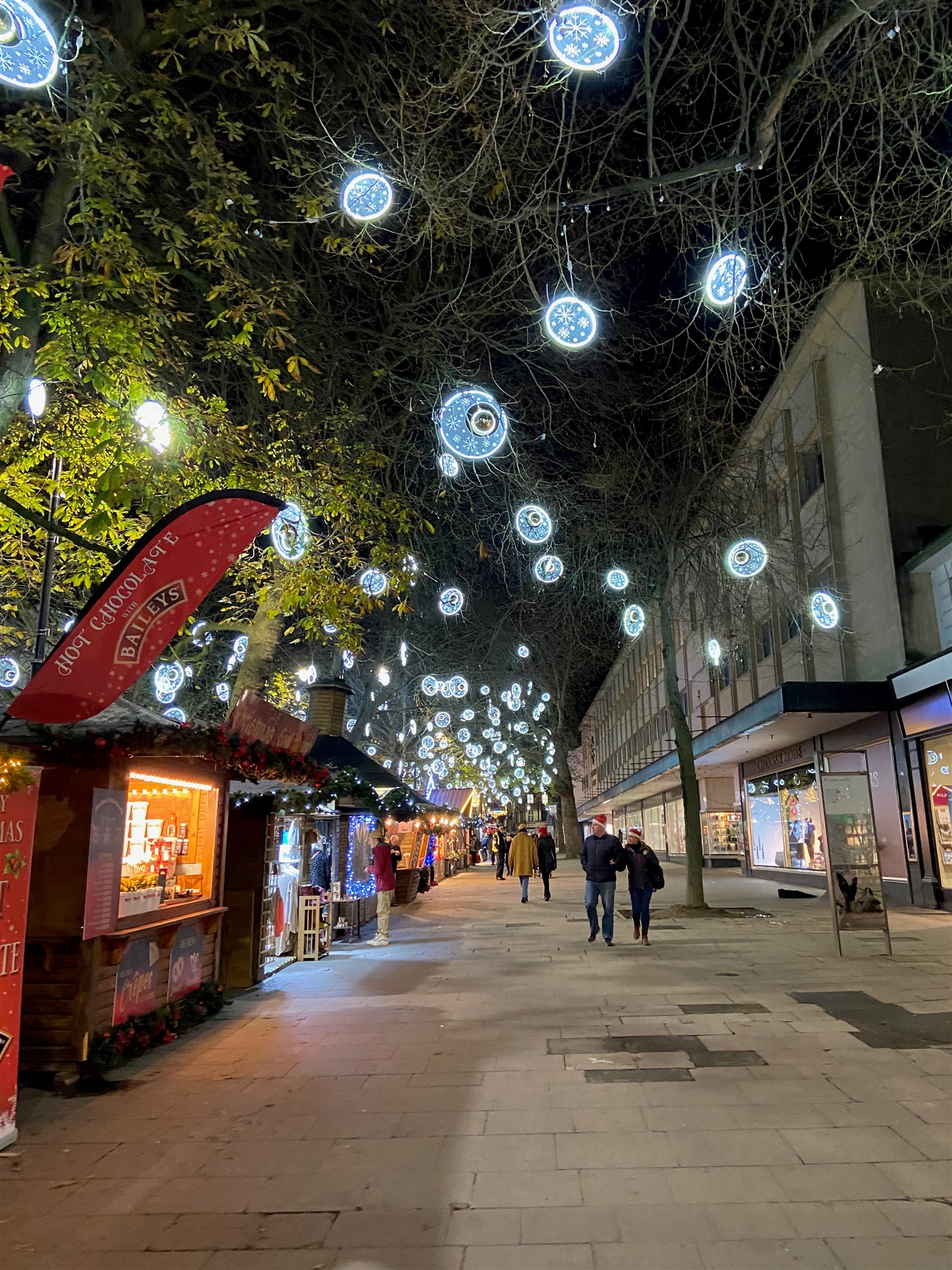 Jake Harris - Cheltenham Town Centre at Christmas (Highly commended)