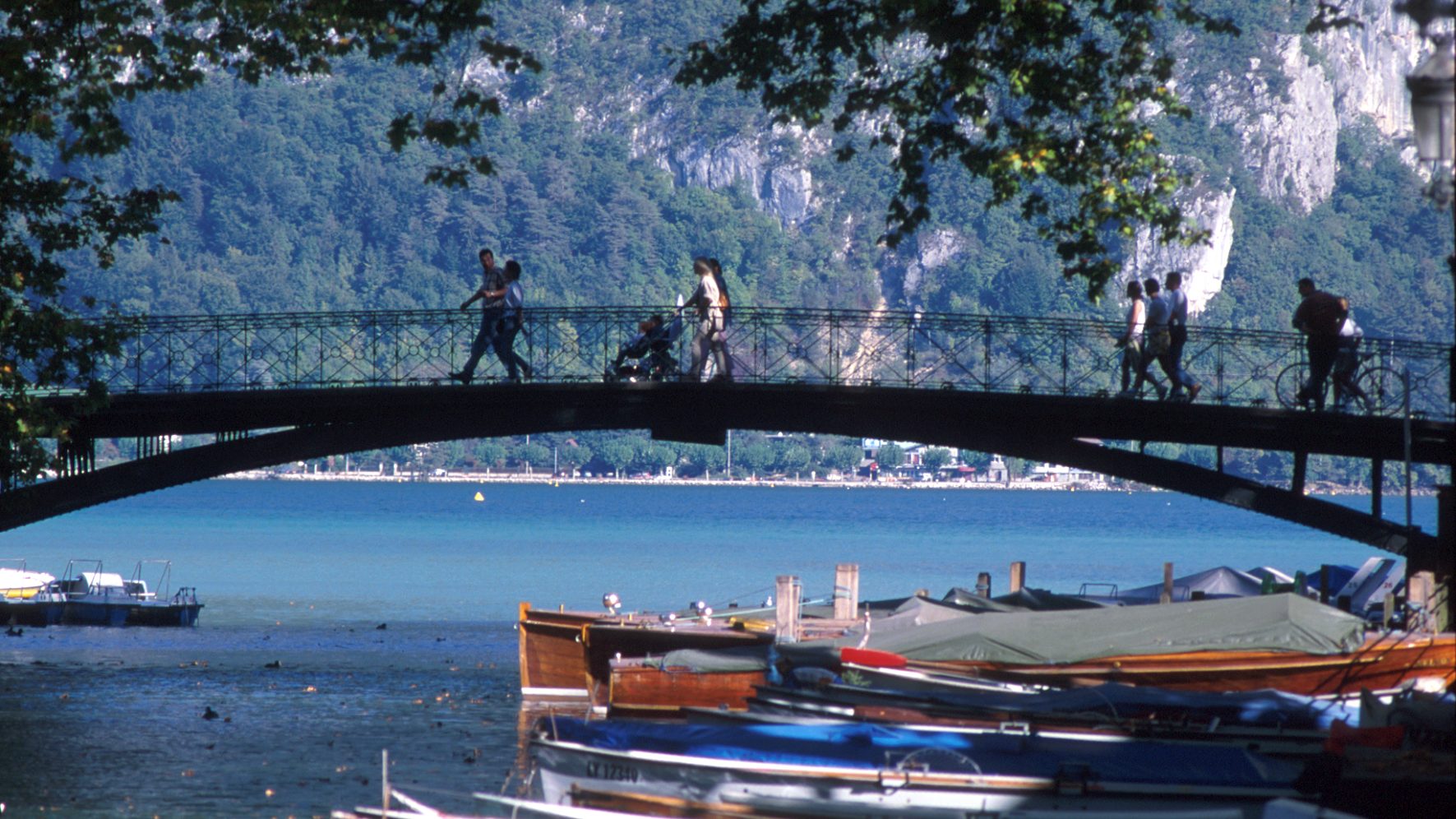View of the "lovers' bridge" in Annecy